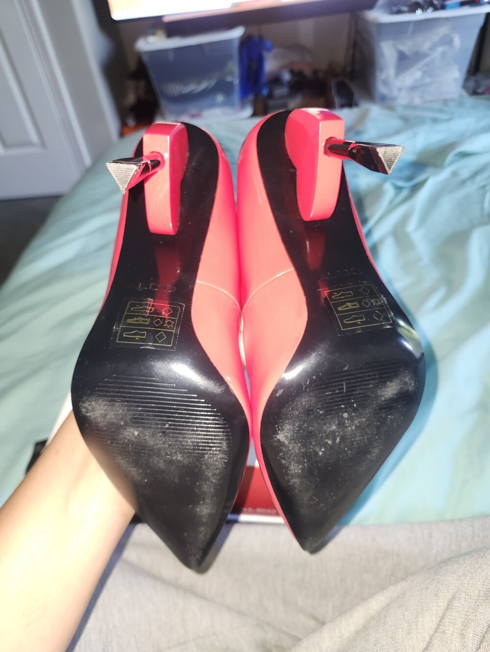 ALDO Red Patent Pointed-Toe Heart Stiletto Heels Size 40 9 - Picture 5 of 5